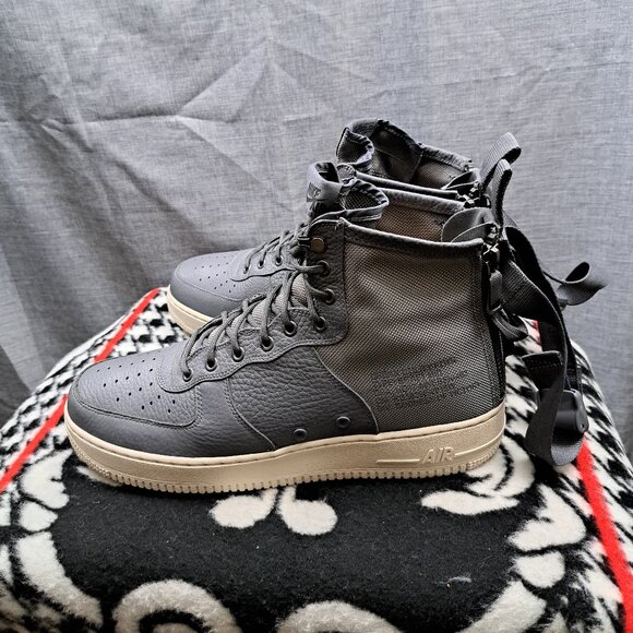 Size 13 Nike SF Air Force 1 Men 917753-004 Mid Dark Grey 2017 Brand New - Picture 2 of 14